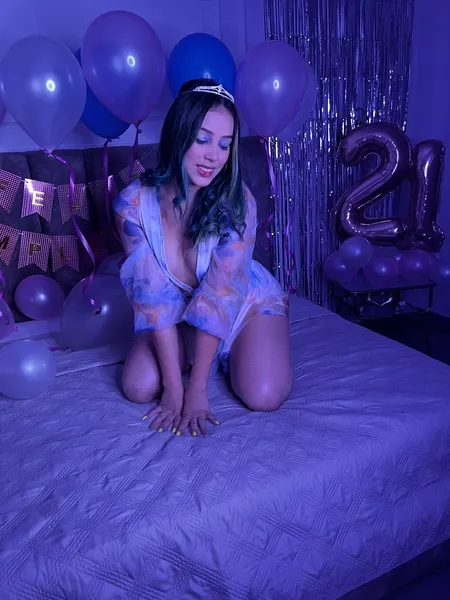 Live sex webcam photo for LorenAllen #6066958