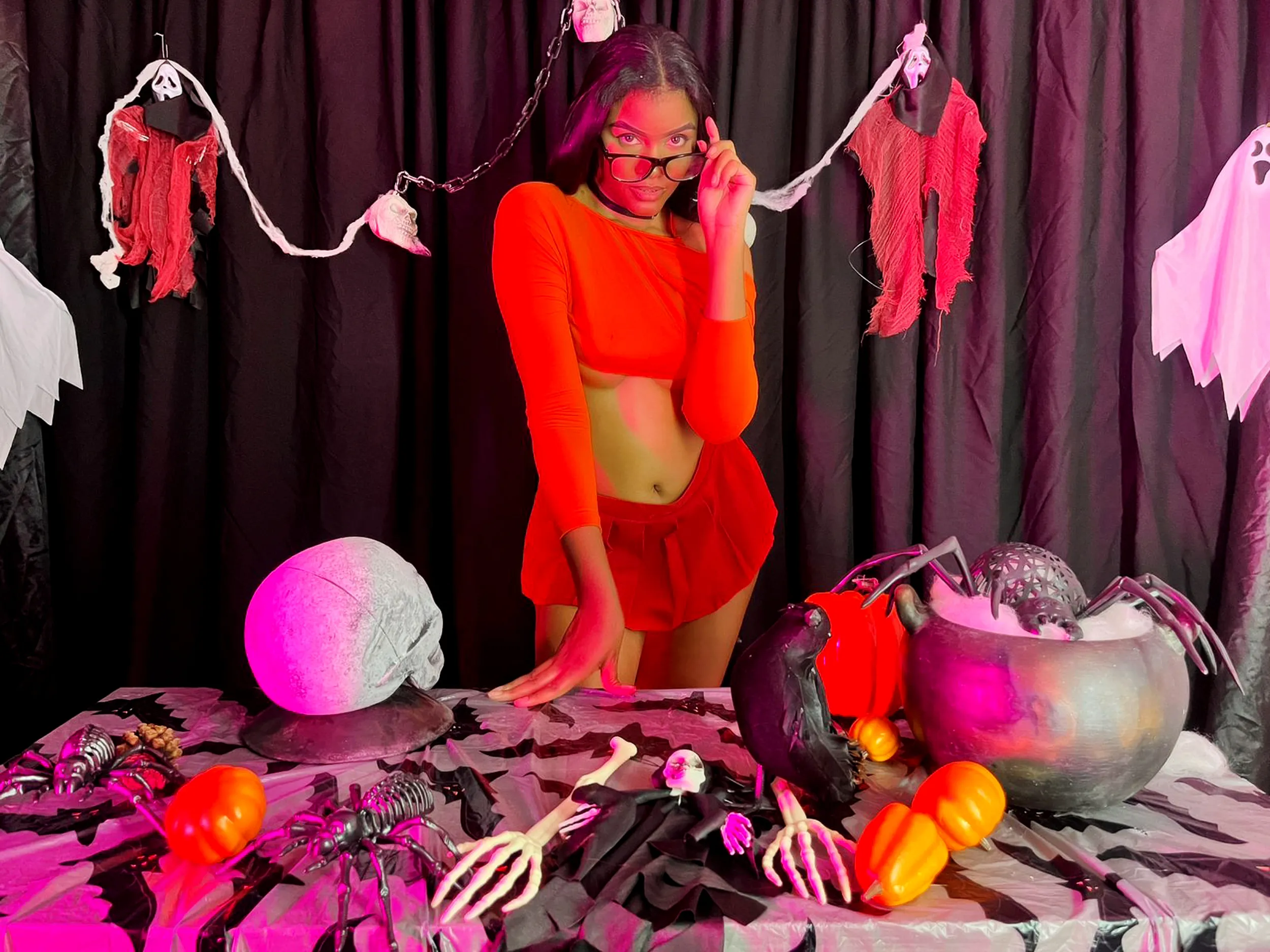 Live sex webcam photo for HeidyWillms #7481953