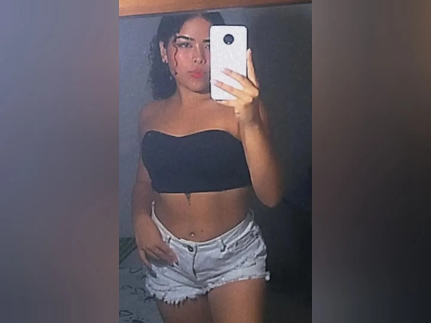 Live sex webcam photo for MayDaviesKm #5593648