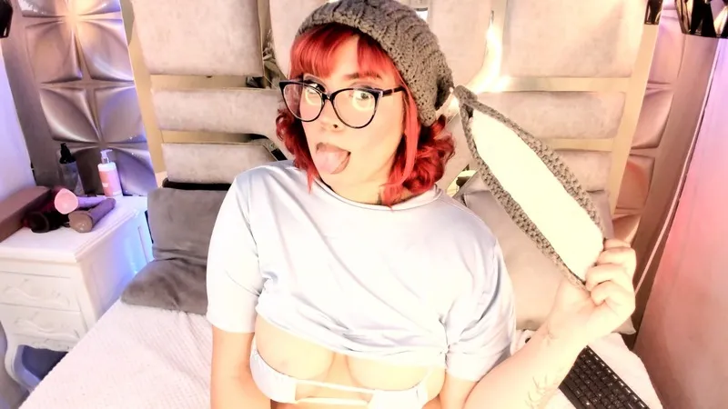 Live sex webcam photo for cinnamon88 #7883024