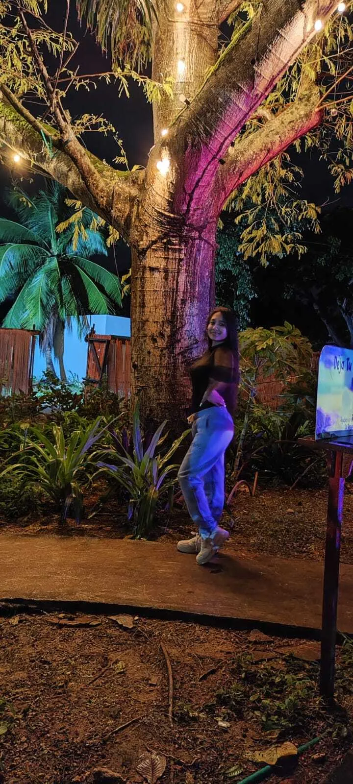 Live sex webcam photo for AmyLewiis #5724079