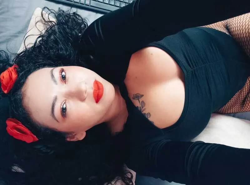 Live sex webcam photo for EliizaGomez #5611025