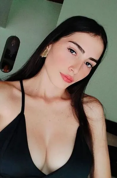 Live sex webcam photo for SamantaCason #6190885