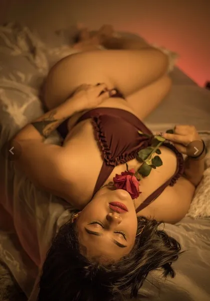 Live sex webcam photo for LeahtBlake #5597478