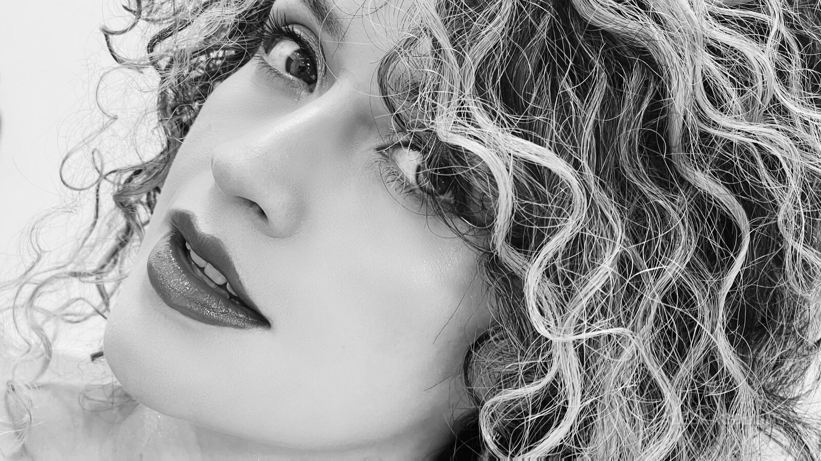 Live sex webcam photo for AleCollins #7364832