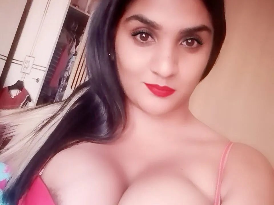 Live sex webcam photo for Eroticindian079 #5599858