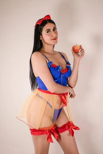 Live sex webcam photo for ISSAGOMEZ #5706973