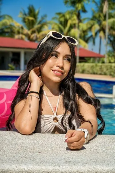 Live sex webcam photo for KatyyCute #6175020