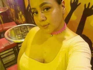 Live sex webcam photo for BellaaRosee18 #8610756