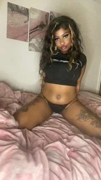 Live sex webcam photo for Blacbarbiexo #7049901