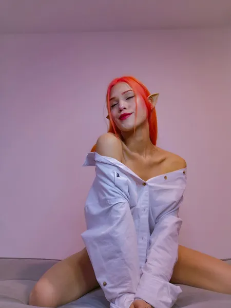 Live sex webcam photo for OrangeFaiiry #5627557