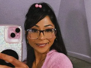 Live sex webcam photo for xsophiawoodzx #8062867