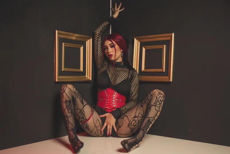 Live sex webcam photo for AntonellaaStone #6184897