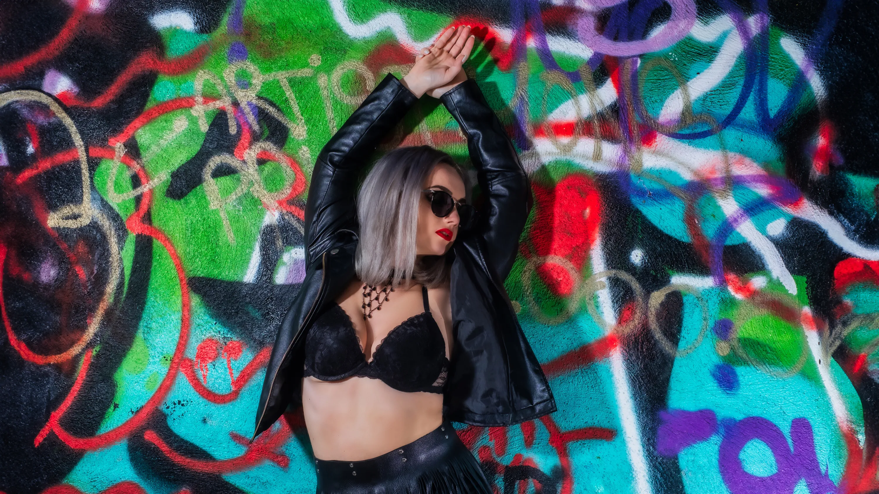 Live sex webcam photo for EllianaReese #7891703