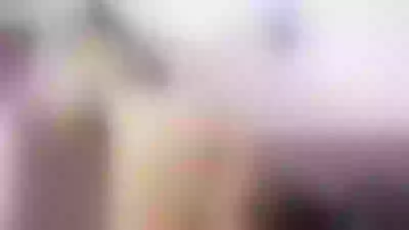 Live sex webcam photo for SaraRoy #5884389