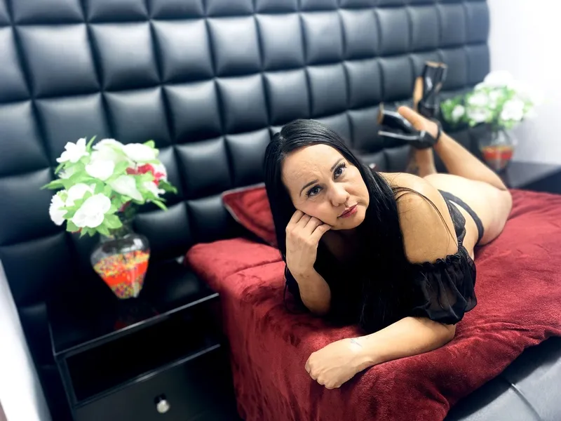 Live sex webcam photo for KarlaJeiins #5670277