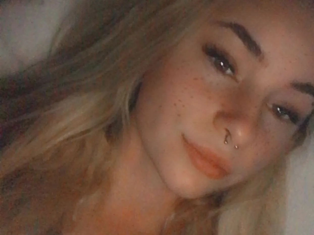 Live sex webcam photo for ScarletteMoonXO #5613757