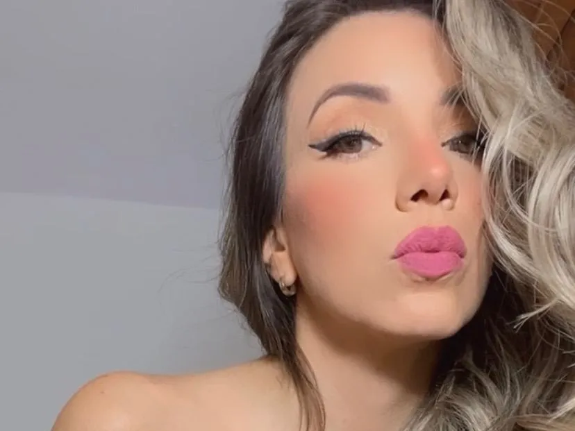 Live sex webcam photo for LindsaySummer91 #5923738