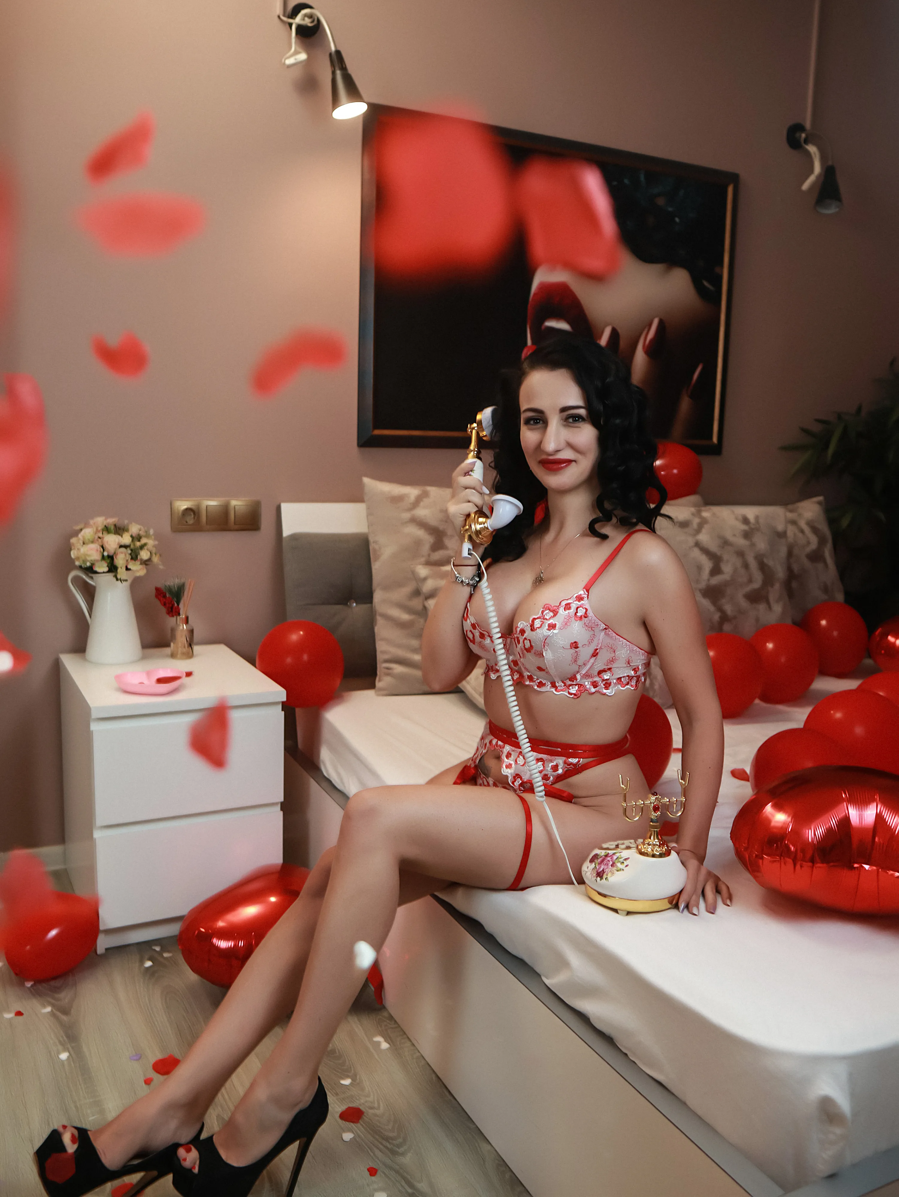 Live sex webcam photo for CarlaReys #8425888
