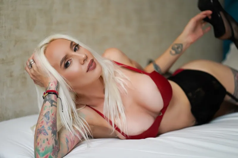 Live sex webcam photo for KARIYNAxx #5731646