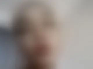 Live sex webcam photo for SkinnyKeeh25 #8252401