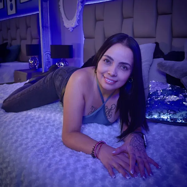Live sex webcam photo for IsisHill #5640039