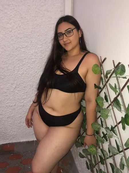 Live sex webcam photo for Luciamora #5627605