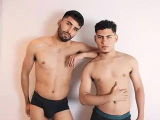 Live sex webcam photo for Thiagoandjhon #6421387