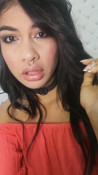 Live sex webcam photo for KhalesiDiaz #5658453