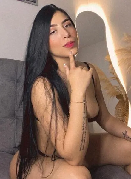 Live sex webcam photo for miarosegold #5853016