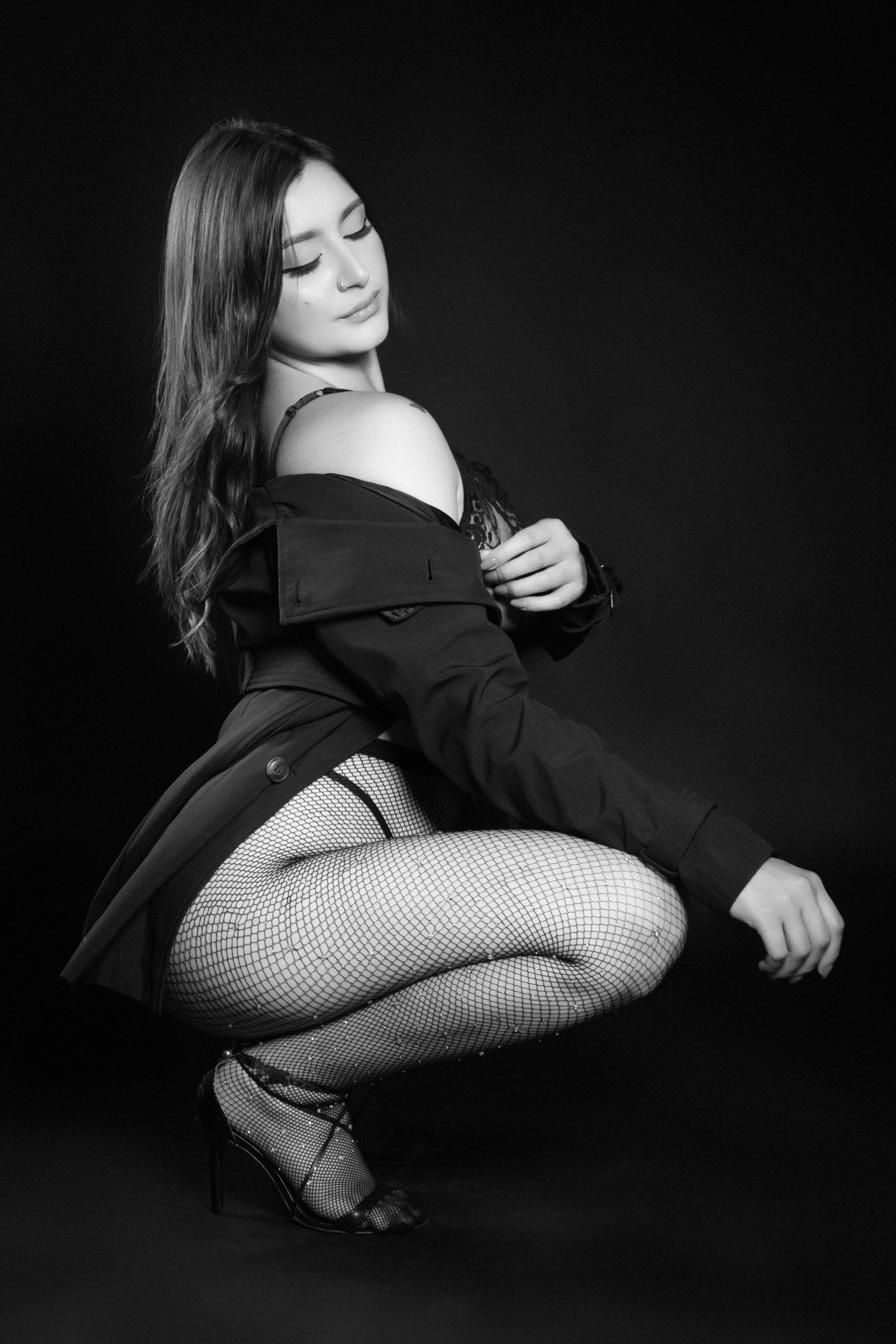 Live sex webcam photo for AnnieLeonii #7850720