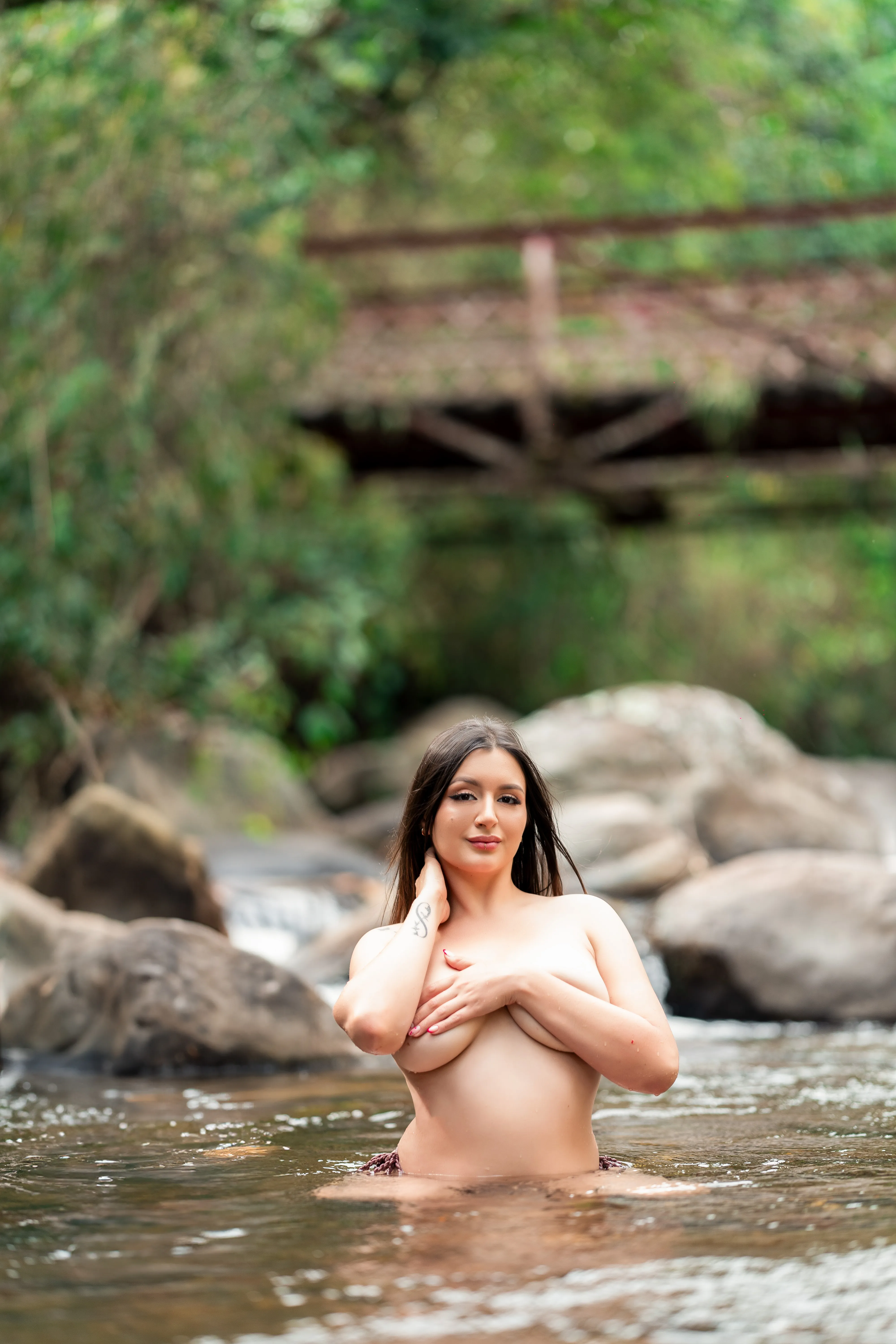 Live sex webcam photo for AnnieLeonii #7850604