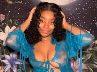 Live sex webcam photo for RobinTheSiren #6237807