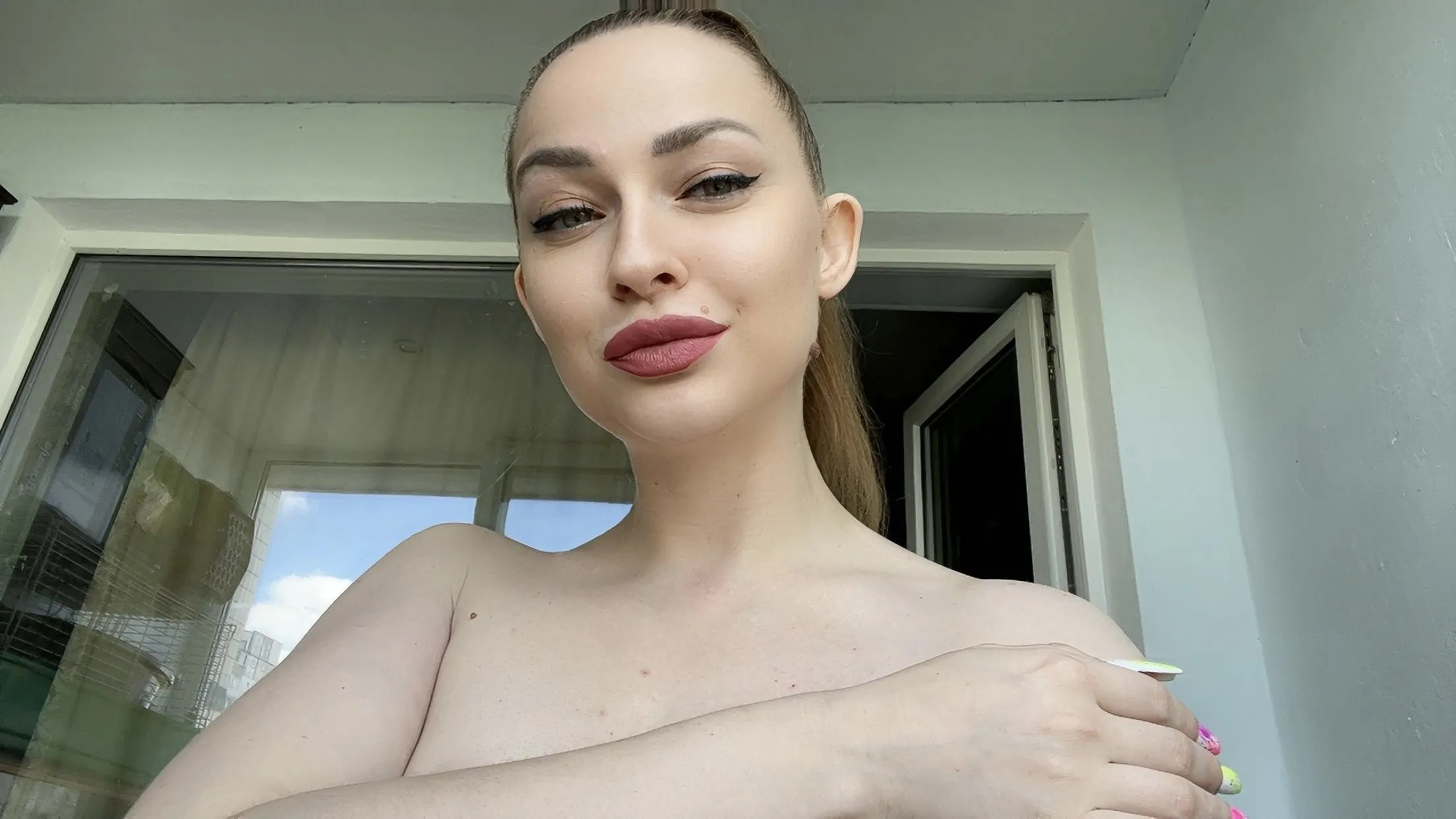 Live sex webcam photo for XStormy #7886979