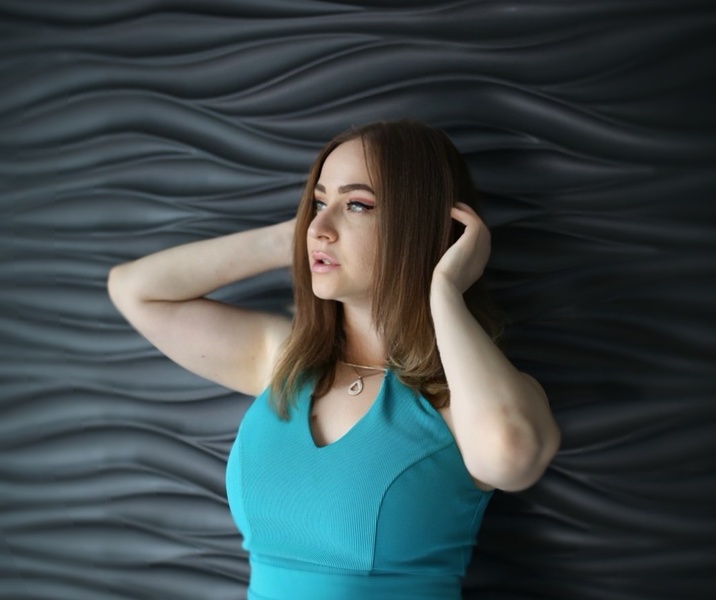 Live sex webcam photo for XStormy #7886933