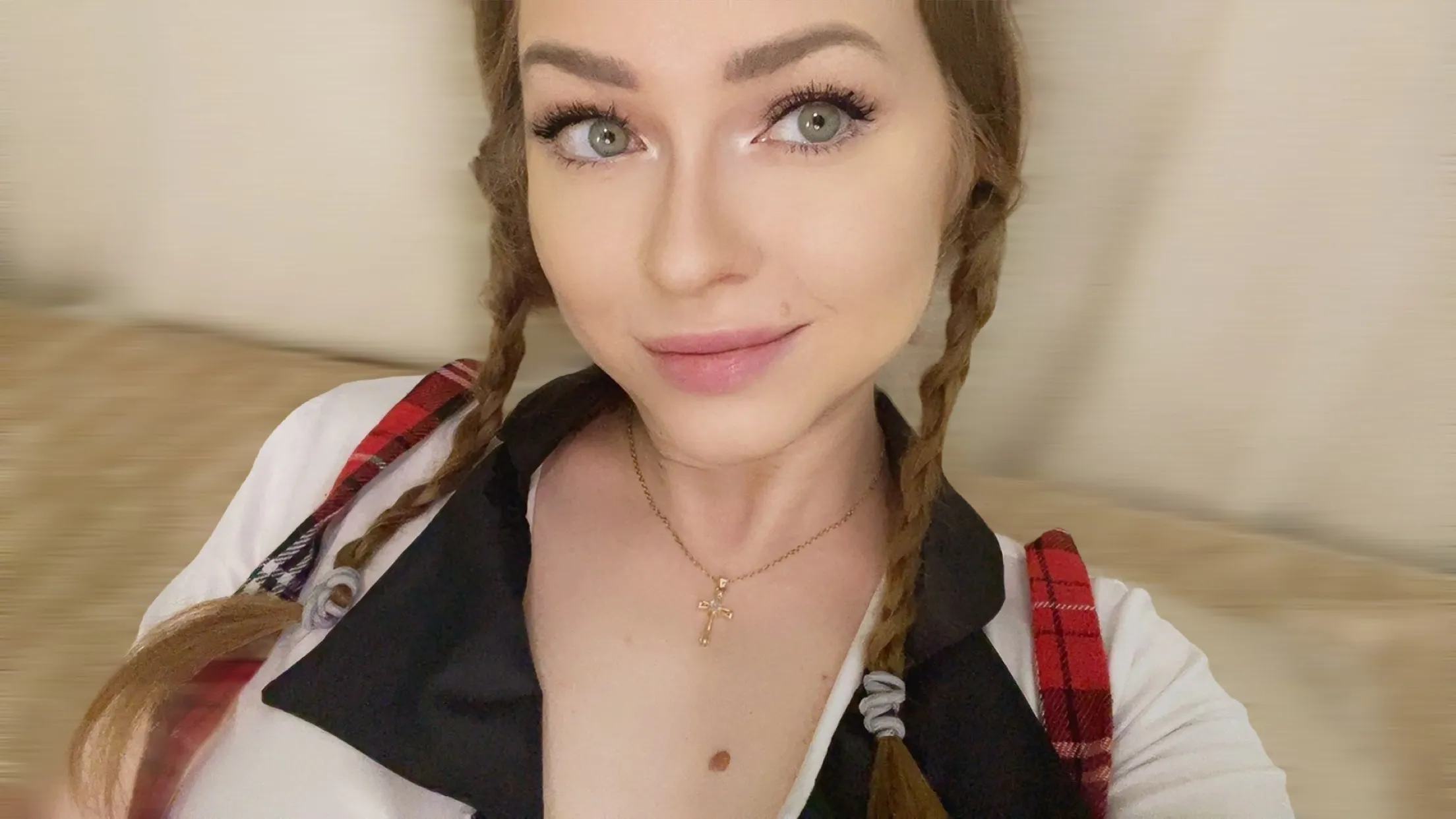 Live sex webcam photo for XStormy #7886987