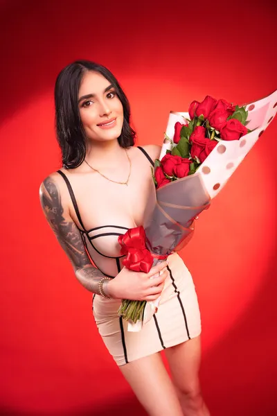 Live sex webcam photo for IvannaBellini #6033335