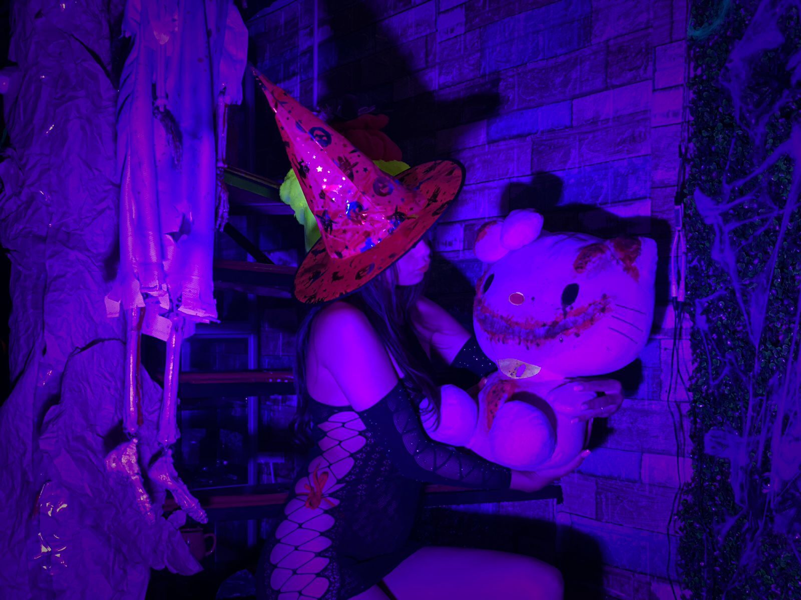 Live sex webcam photo for briithanyAdams99 #7892276