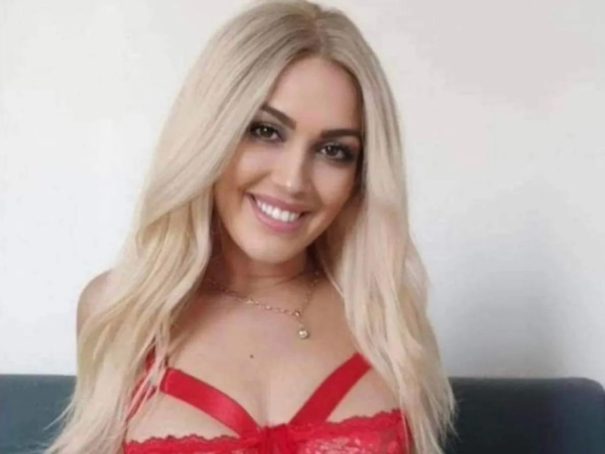 Live sex webcam photo for xKAARLA #5642985