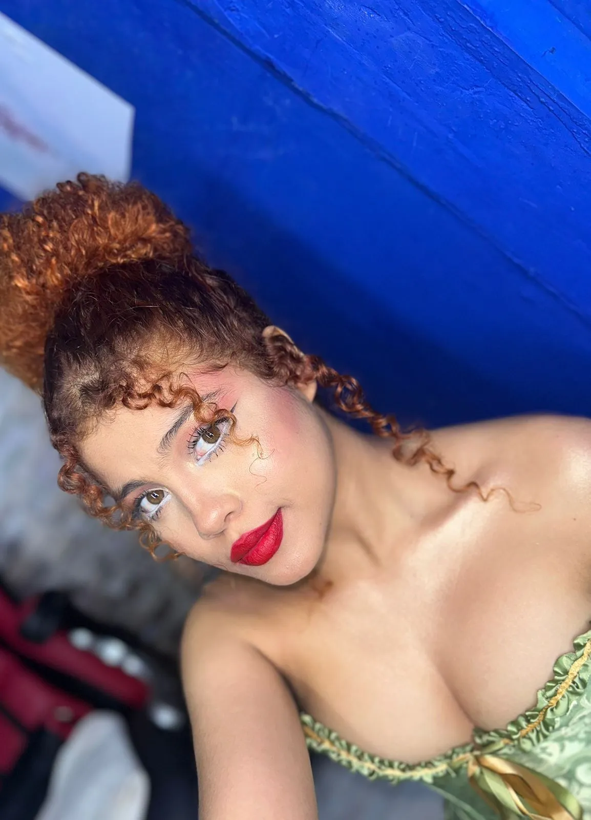 Live sex webcam photo for sofiacastillo99 #7359364