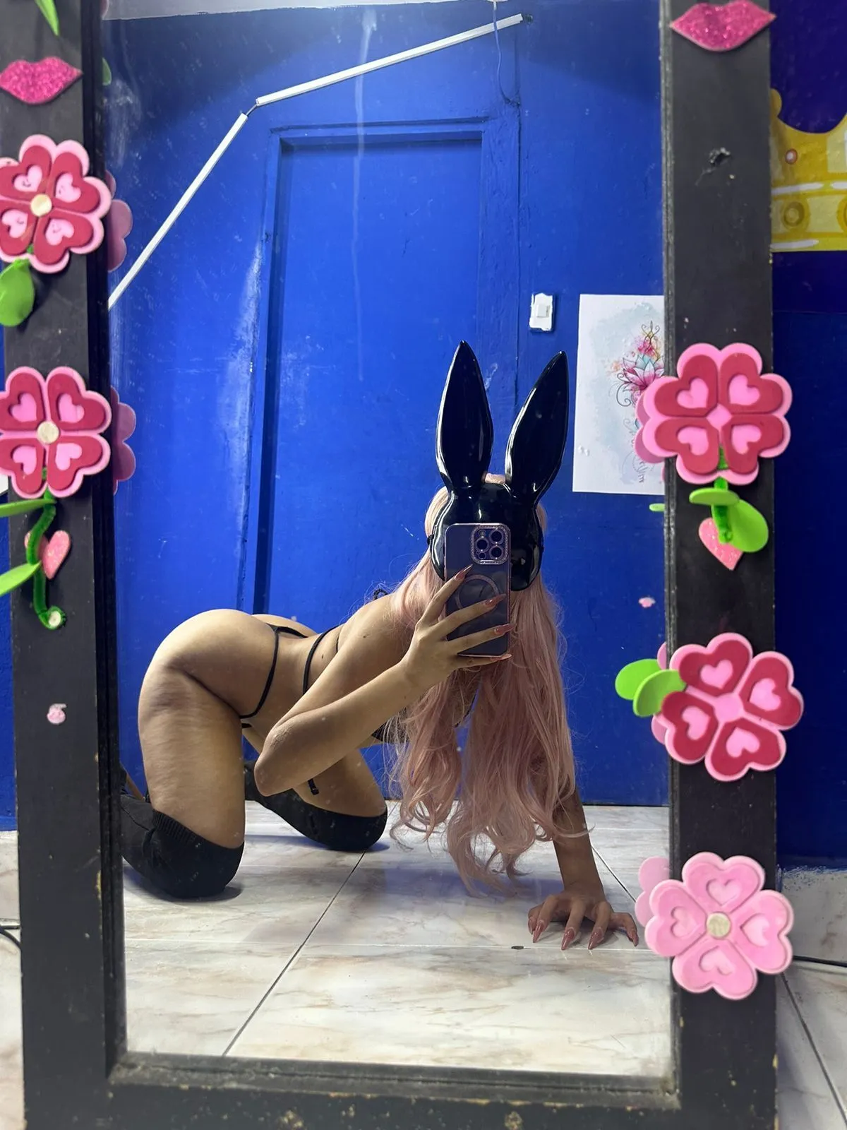 Live sex webcam photo for sofiacastillo99 #7359371