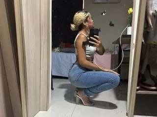 Live sex webcam photo for sofiacastillo99 #8478127