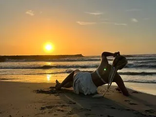 Live sex webcam photo for sofiacastillo99 #8631627