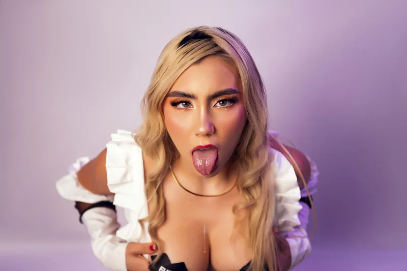 Live sex webcam photo for LaurenBlue #6304687