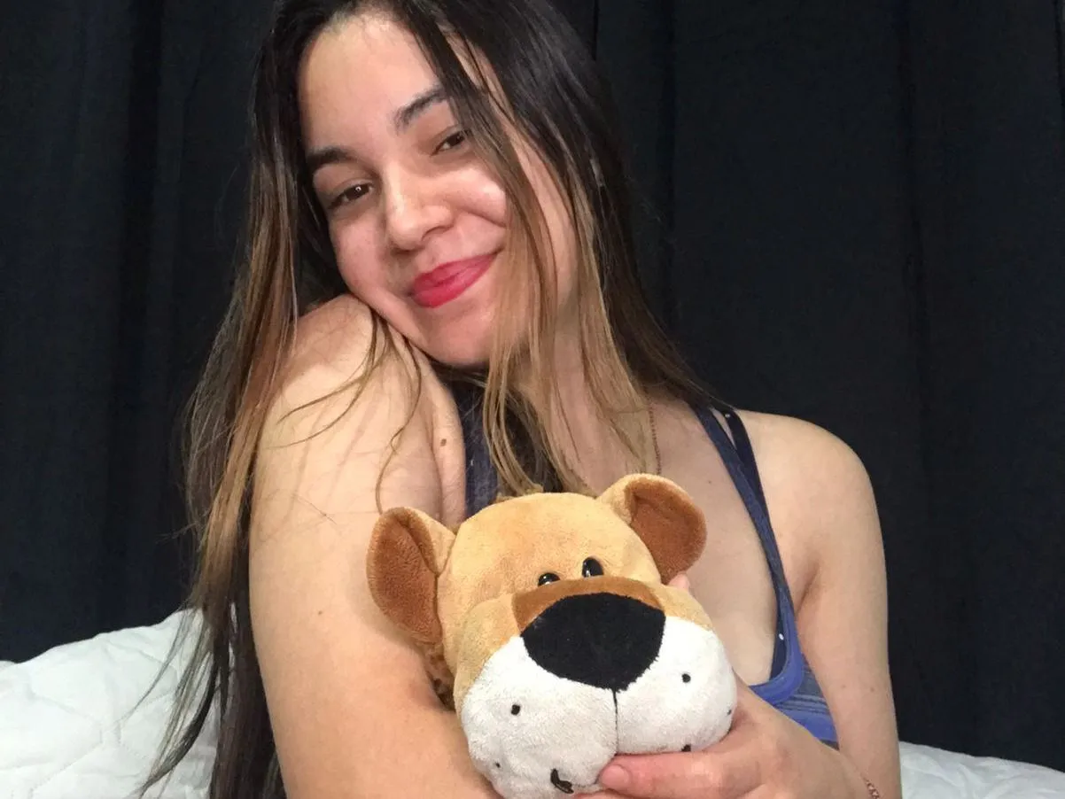 Live sex webcam photo for AlisDavis #5713018