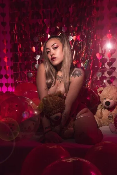 Live sex webcam photo for bby69sophie #6147791