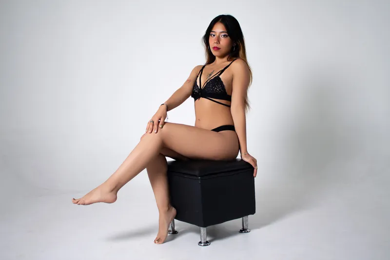 Live sex webcam photo for ChloeeWoods #5689667