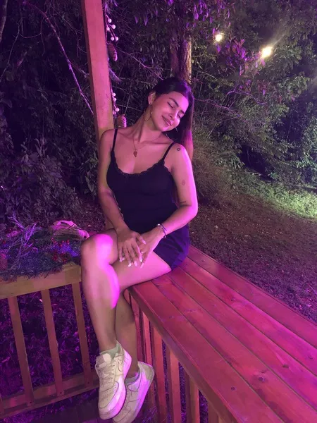 Live sex webcam photo for Charlottecoopeer #6161722