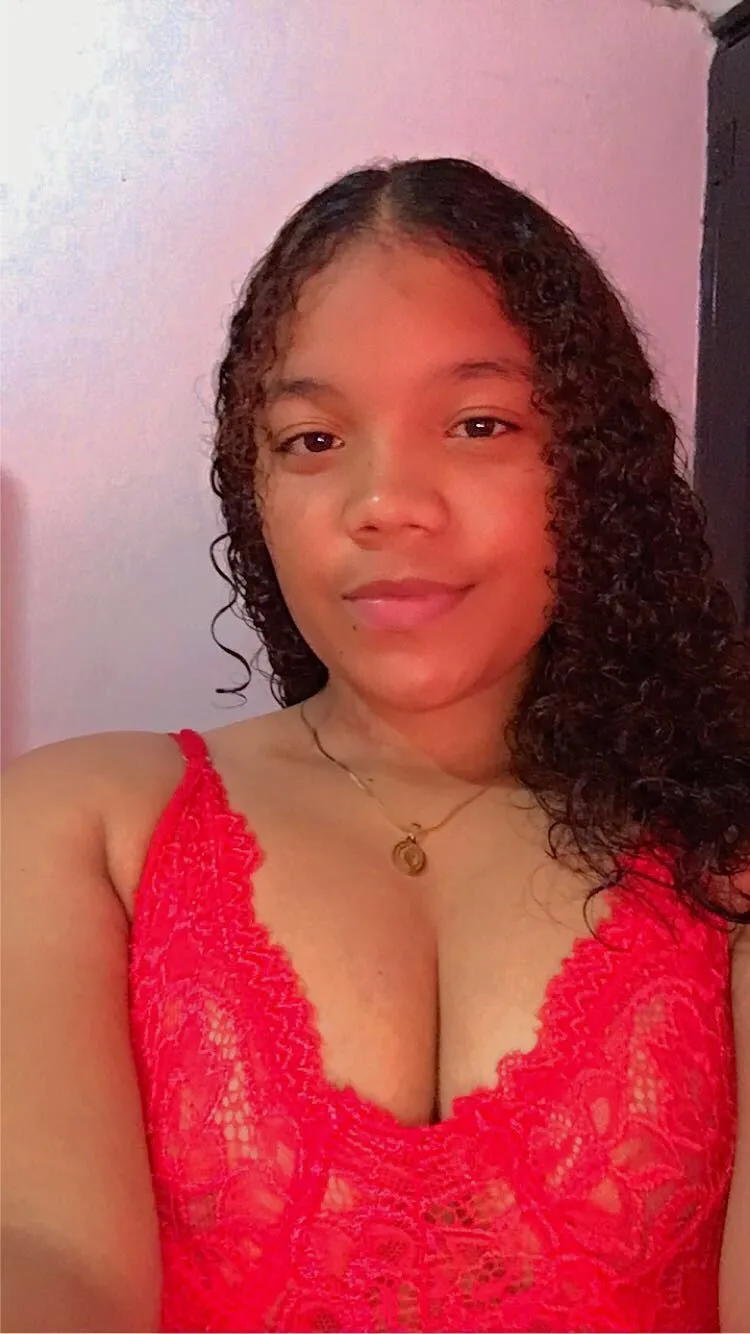 Live sex webcam photo for BRIYITHMENA #7847248