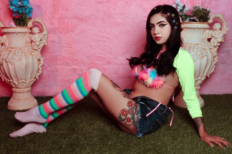 Live sex webcam photo for NikkiLaurentt #6112119